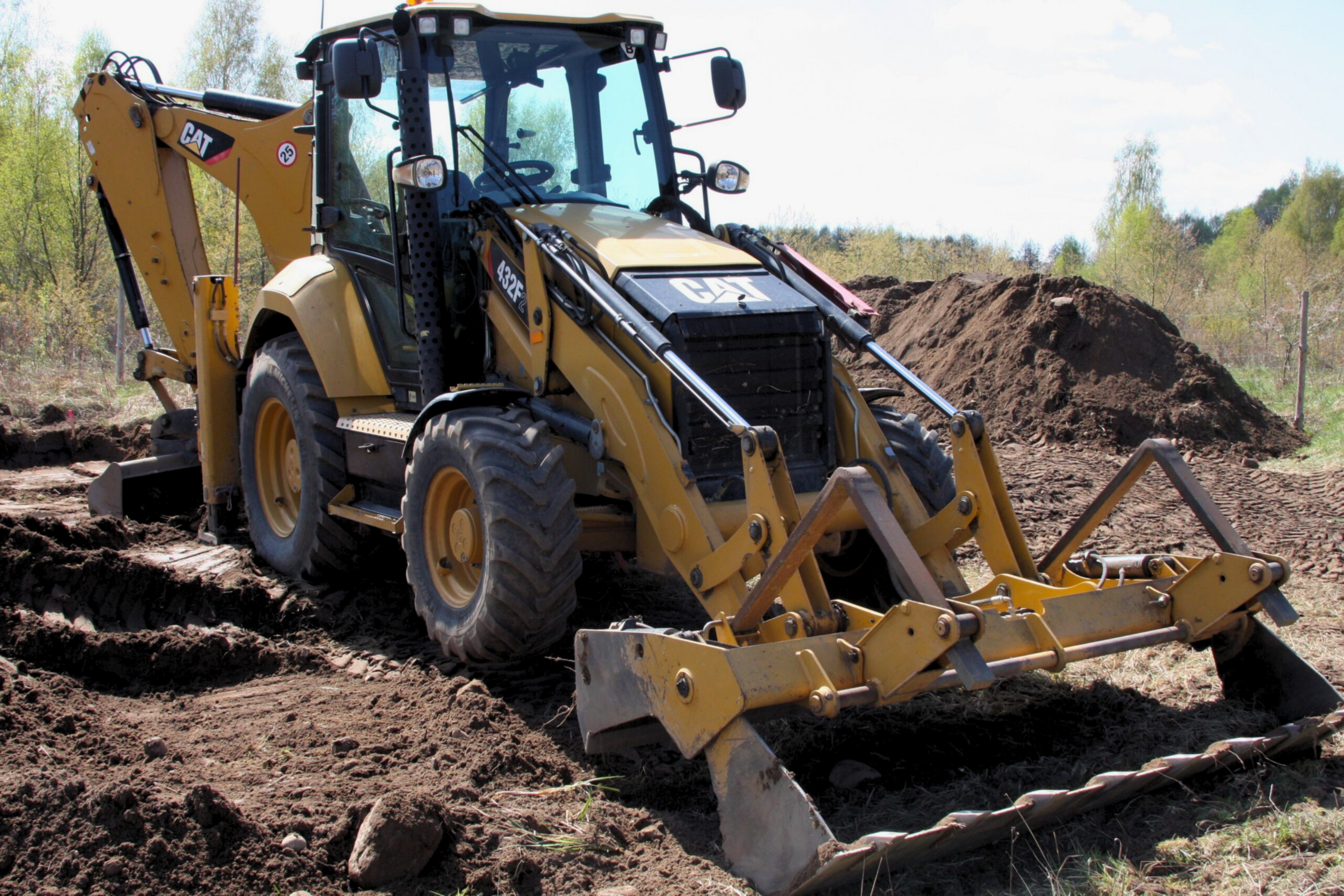 Koparko-ładowarka Caterpillar 432F2 | Mario Kop-Trans